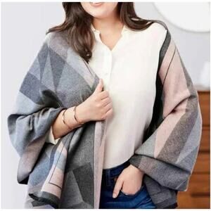 SOIA & Kyo Larisa Scarf Wrap Shawl in Rose and Charcoal Gray Blanket Scarf